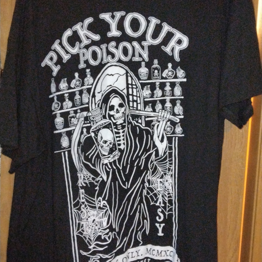 Black "Pick Your Poison" Graphic T-shirt - XXL